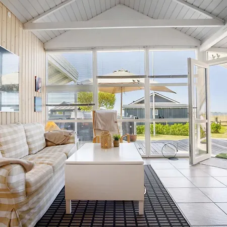 Cozy Summer House In Fons With Sea View Nyaraló *