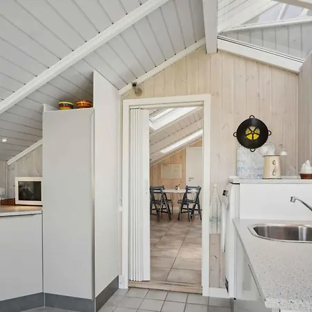 Cozy Summer House In Fons With Sea View Vakantiehuis Norre Aby