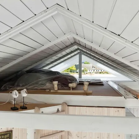 Hébergement de vacances Cozy Summer House In Fons With Sea View *