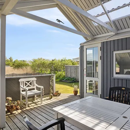 Vakantiehuis Cozy Summer House In Fons With Sea View *