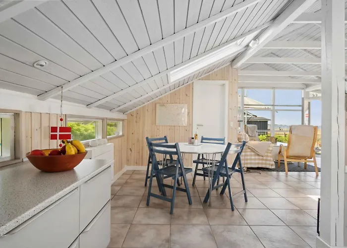 Feriehus Cozy Summer House In Fons With Sea View Norre Aby